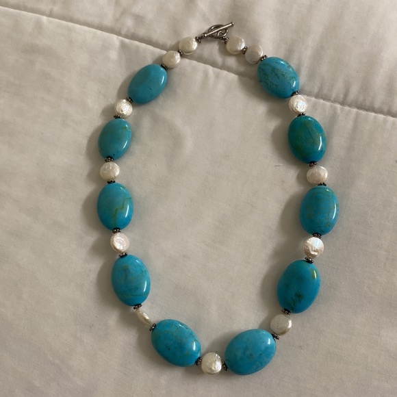 Blue stone necklace with fresh water pearls - Picture 2 of 6